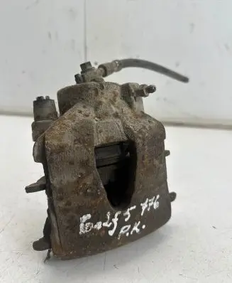 Volkswagen Golf V Front brake caliper