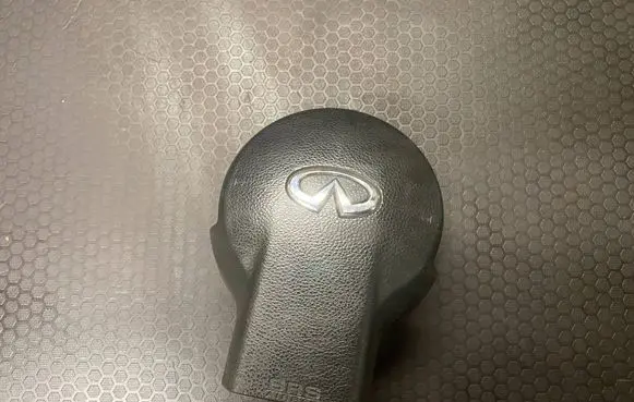 Infiniti FX Steering wheel airbag 3321