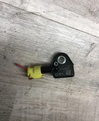 Volkswagen PASSAT B8 Airbag deployment crash/impact sensor 3Q0959351A