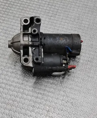 Peugeot 607 Starter motor D6RA107 0117