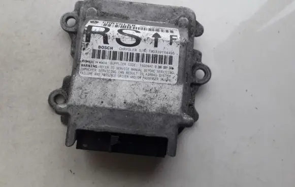Chrysler Voyager Airbag control unit/module 04686602AG 0285001344