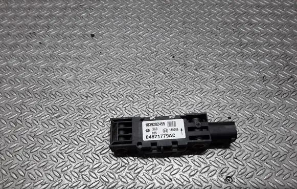Chrysler 300 - 300C Airbag deployment crash/impact sensor 04671779AC