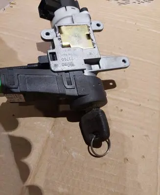 Volvo S70 V70 V70 XC Ignition lock 8626324 16184