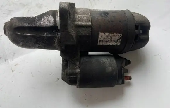 Subaru Impreza II Starter motor 23300AA450 6426 M000T30471