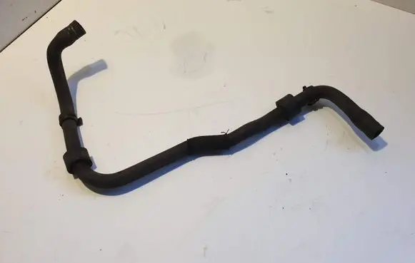 Volkswagen Touran I Engine coolant pipe/hose