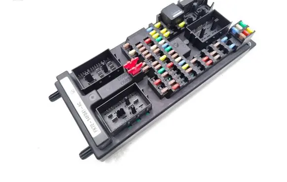 Land Rover Discovery Sport Fuse module FK7214F041AC