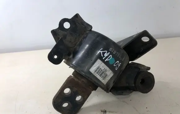 KIA Ceed Engine mount bracket