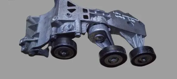 Mercedes-Benz A W169 Generator/alternator belt tensioner