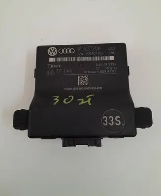 Audi A3 S3 8P Gateway control module 1K0907530K 1K0907951