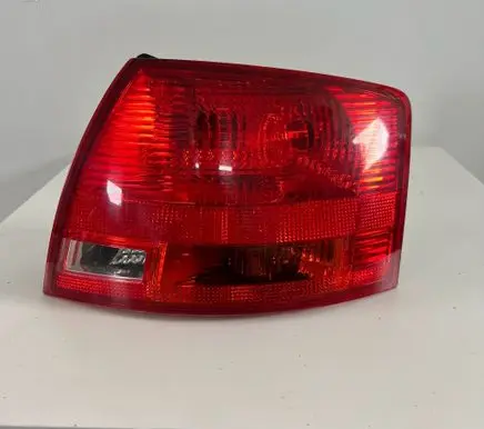 Audi A4 S4 B7 8E 8H Rear/tail lights 8E9945096E