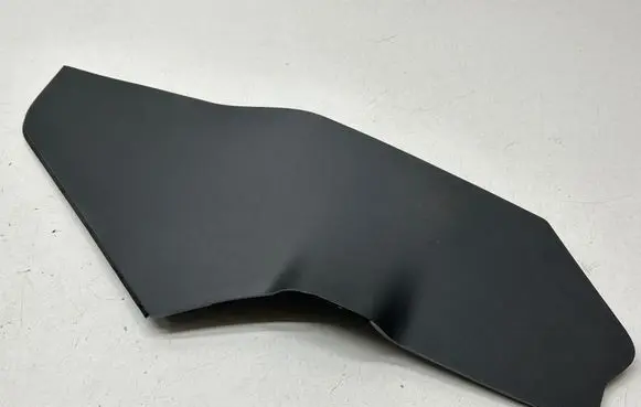 Renault Captur Centre console side trim front 689305927R 00135250