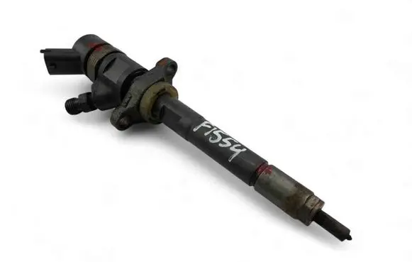Volvo C30 Fuel injector 328480