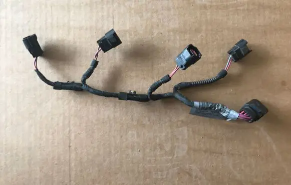 Audi Q5 SQ5 Fuel injector wires 06L971627M
