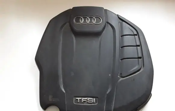 Audi A5 8T 8F Engine cover (trim) 06L103925