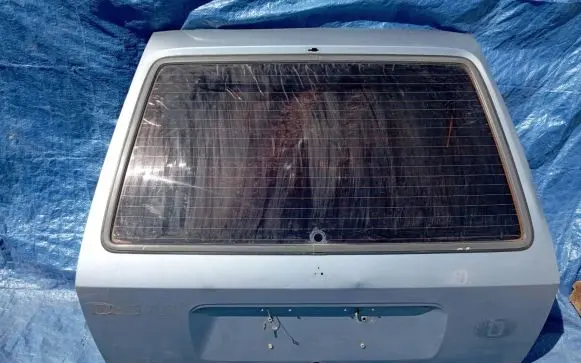 Mercedes-Benz E W124 Truck tailgate 