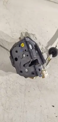 Audi A6 S6 C6 4F Front door lock