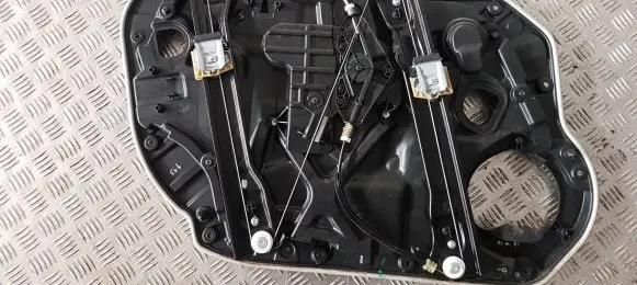 Alfa Romeo Giulia Front window lifting mechanism without motor 00505598070 C65226104 71779148