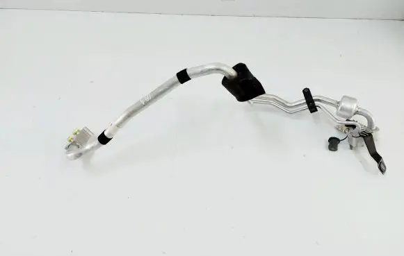 Volvo V60 Air conditioning (A/C) pipe/hose 31497392