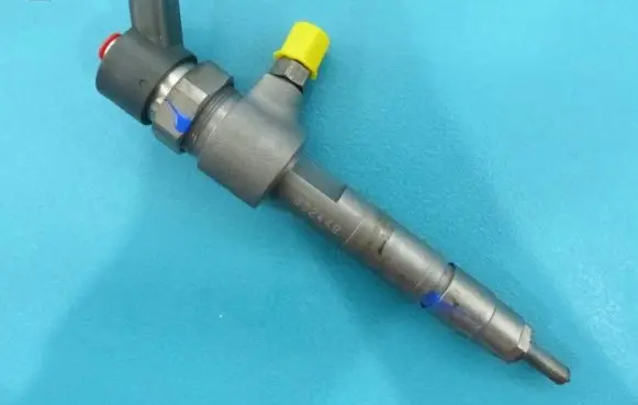 Fiat Punto (188) Fuel injector 0445110019 IMPRK802448