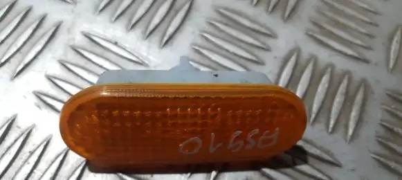 Volkswagen Golf IV Front fender indicator light 3b0949117b