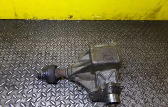 Land Rover Freelander 2 - LR2 Gearbox transfer box case 7527111200 1HTS21