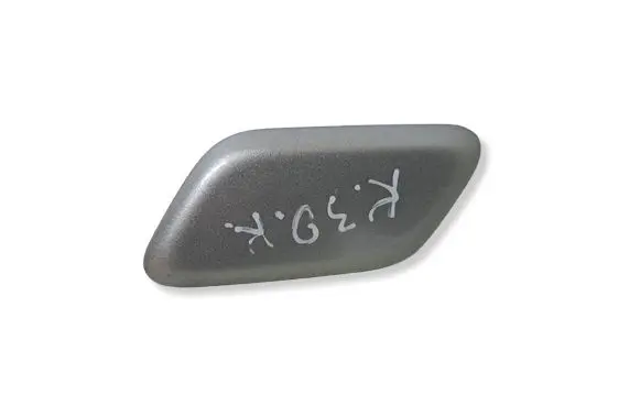 Toyota Avensis T250 Headlight washer spray nozzle cap/cover 