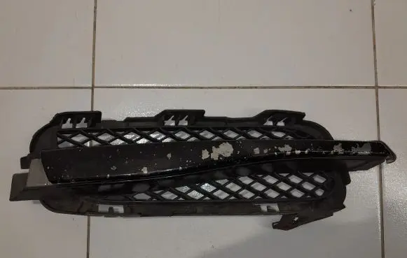 Jaguar XF X250 Front bumper lower grill NOCODE