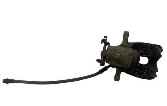 Opel Insignia A Rear brake caliper