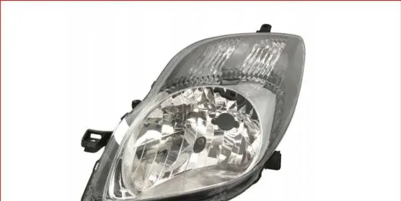 Toyota Yaris Headlight/headlamp 811700D350
