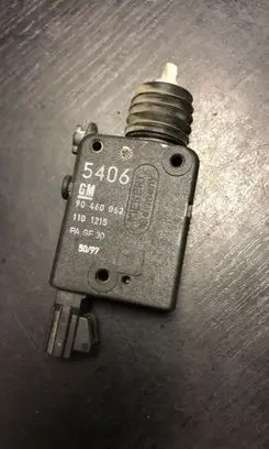 Opel Vectra B Central locking motor 90460062