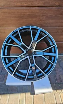 Audi Q7 4M R22 alloy rim 4M0601025CP