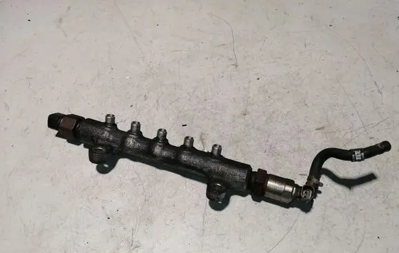 Lexus IS 220D-250-350 Fuel main line pipe 