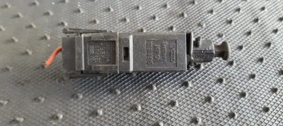 Volkswagen Transporter - Caravelle T4 Brake pedal sensor switch 191945515 MRO191945515