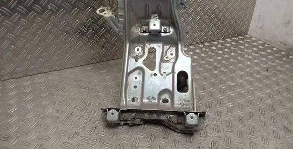 Toyota Yaris Voltage converter inverter 