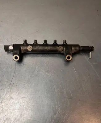 Nissan Navara D40 Fuel main line pipe 07P00047