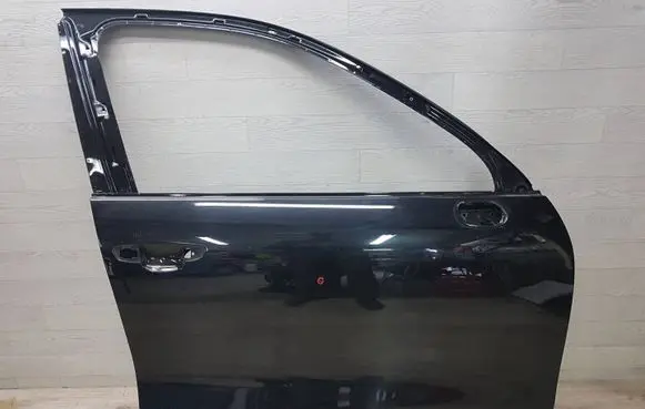 Porsche Cayenne (92A) Front door 7P0831312B