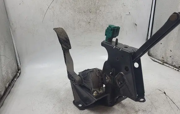 Volkswagen Bora Accelerator throttle pedal 1J1721503H