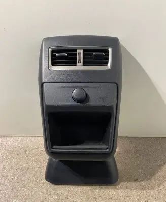 Lexus RX 450H Rear air vent grill 5892348170 5886006020 5886033020