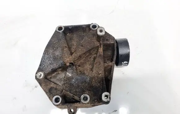 Opel Vectra C Engine mounting bracket 55210423