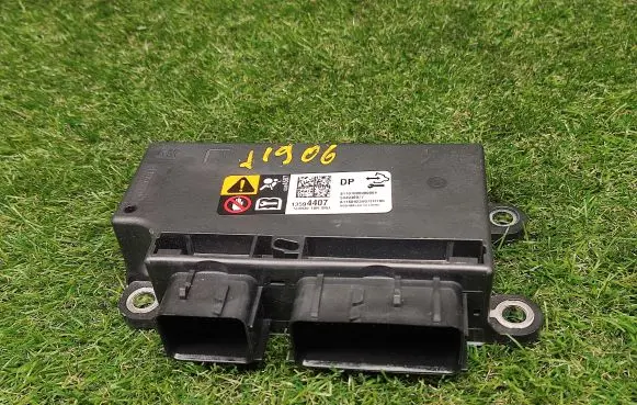 Buick Encore I Airbag control unit/module 13594407