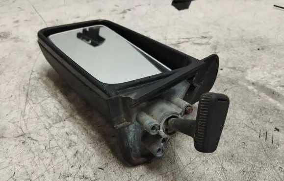 Audi 80 90 B2 Manual wing mirror E10117069