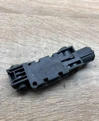 Audi A4 S4 B7 8E 8H Airbag deployment crash/impact sensor 8E0959651A