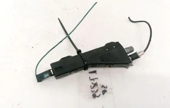 Mercedes-Benz A W168 Antenna control unit 1688200289 AAR55
