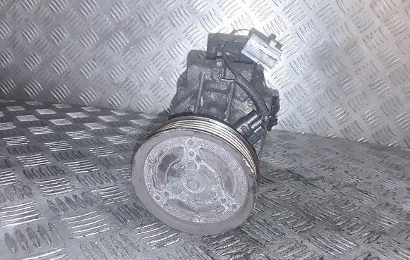 Toyota Corolla Verso E121 Air conditioning (A/C) compressor (pump) 4472607090