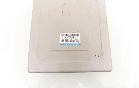 Mitsubishi Colt Engine control unit/module MD328466