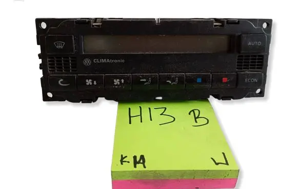 Volkswagen Golf IV Climate control unit 11111111