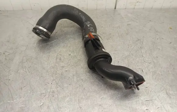 Alfa Romeo Giulietta Intercooler hose/pipe 50517103
