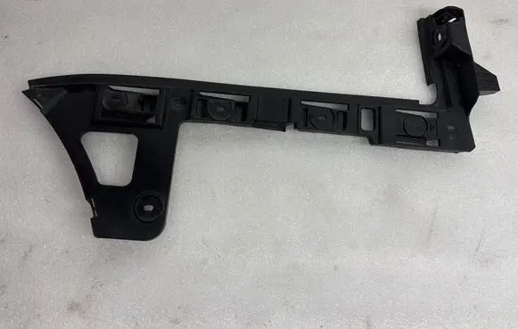 Volkswagen PASSAT B6 Rear bumper mounting bracket 3C9807394