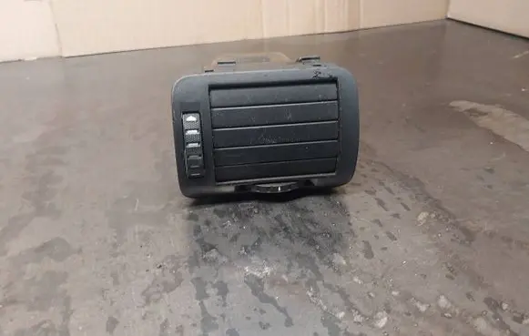 Skoda Superb B5 (3U) Dash center air vent grill 3U0819702B 3U0819702A