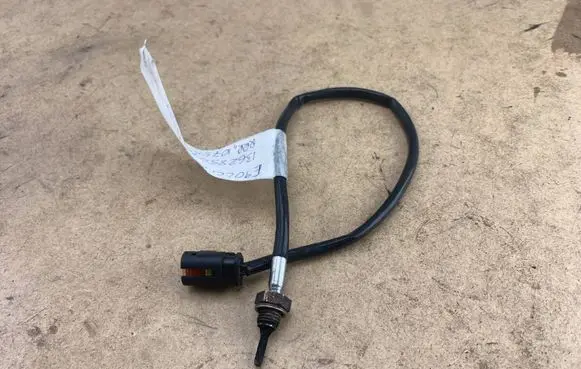 BMW 3 E90 E91 Exhaust gas temperature sensor 8507628 13628507628